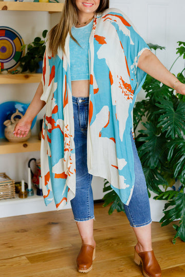 Sky Blue Plus Size Abstract Print Sweeping Kimono