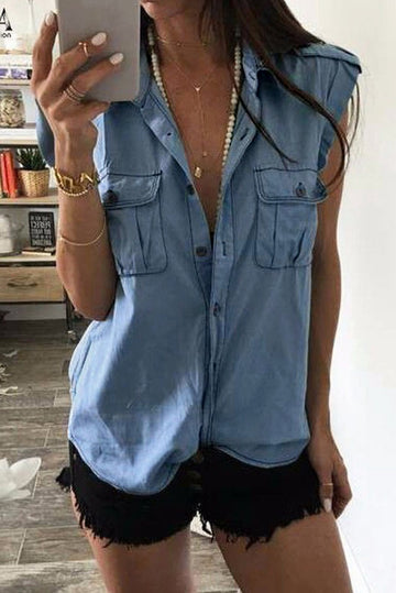 Sky Blue Turn-down Collar Buttoned Denim Top with Pockets