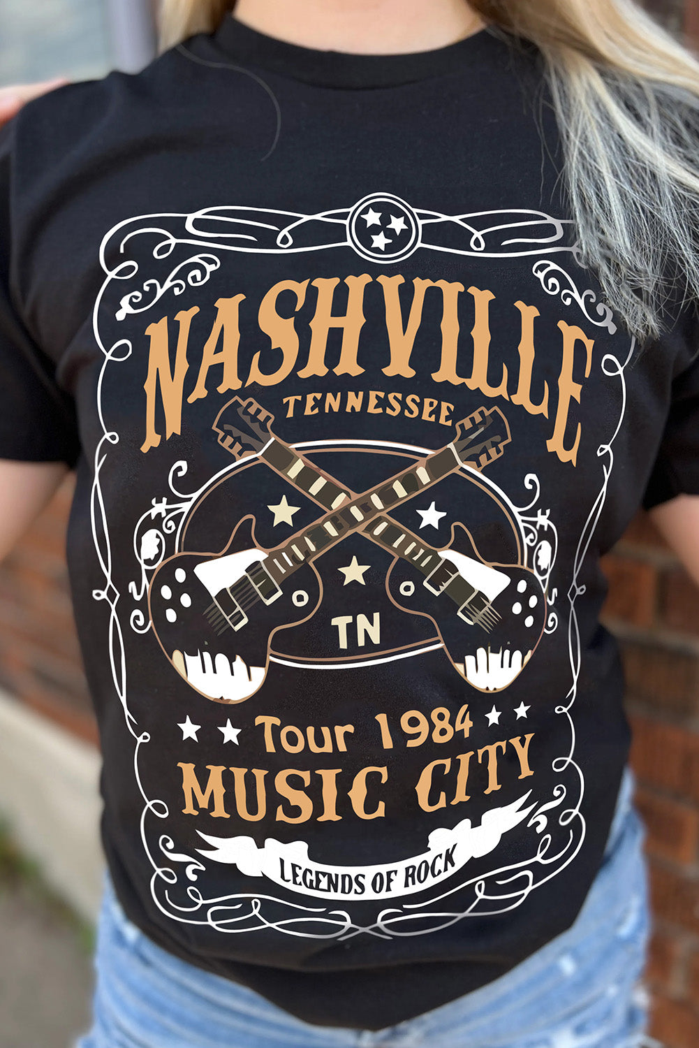 NASHVILLE Letter Guitar Print Short Sleeve Graphic Tee