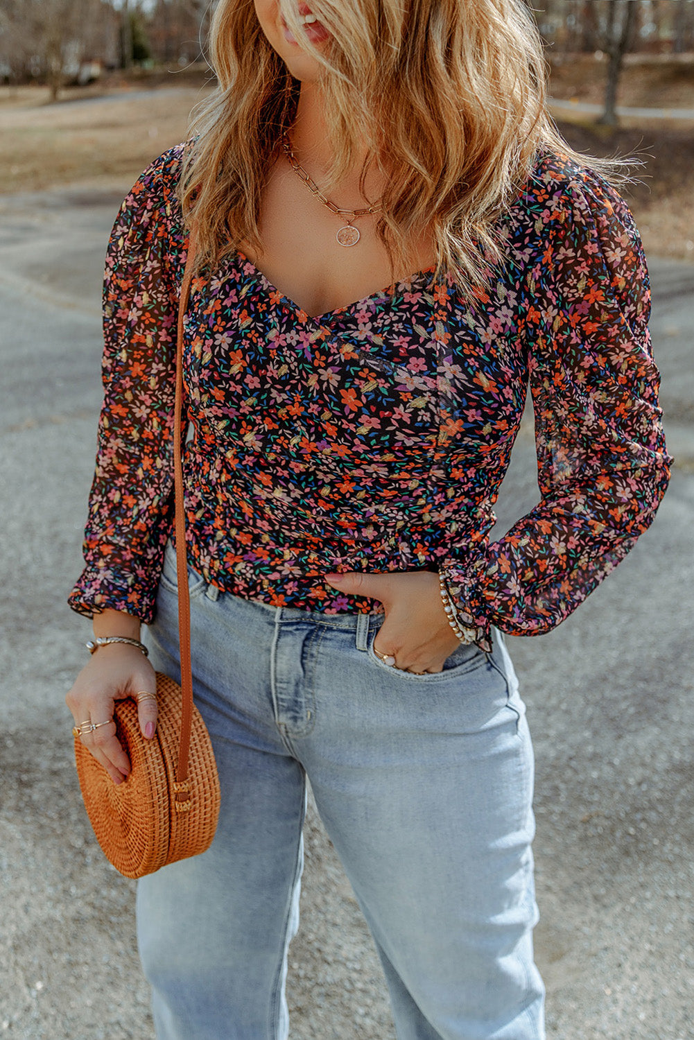 Plus Size V Neck Bubble Sleeve Floral Blouse